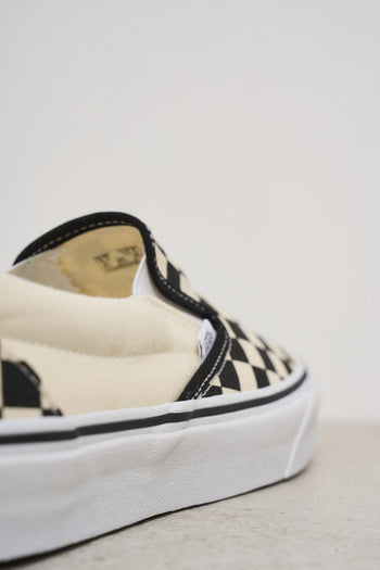 Men's Black Checkered Slip-On Sneakers - 6