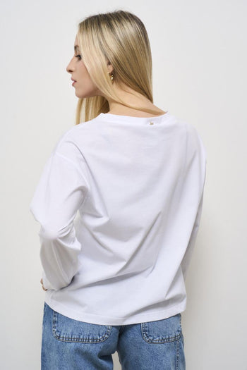 Women's white crew neck t-shirt - 3