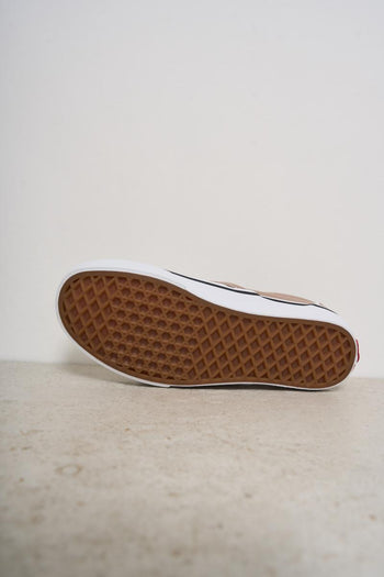 Women's slip-on sneakers in powder pink check - 8