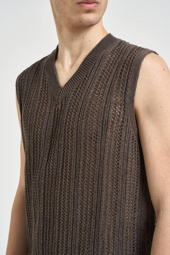 Gilet uomo in maglia traforata marrone - 3