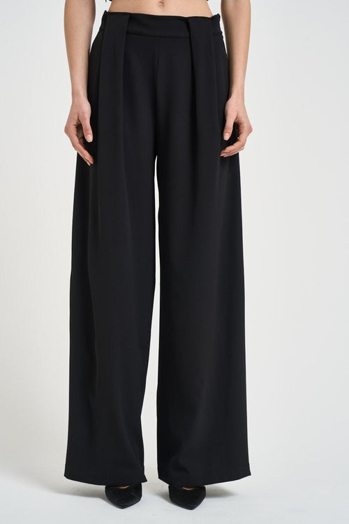 Pantalone donna con pinces nero