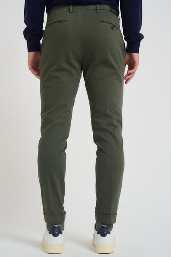 Pantalone uomo con pinces verde militare - 3