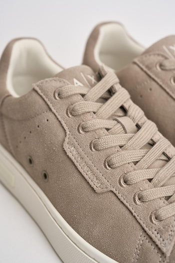 Sneakers uomo in suede beige - 5