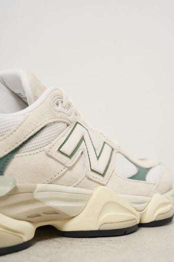 Sneakers uomo 9060 bianche e verde salvia - 9