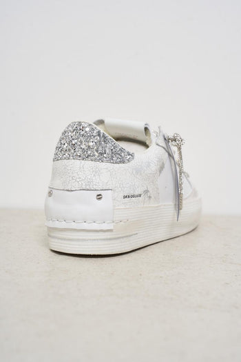 Women's leather sneakers with glitter details - 7