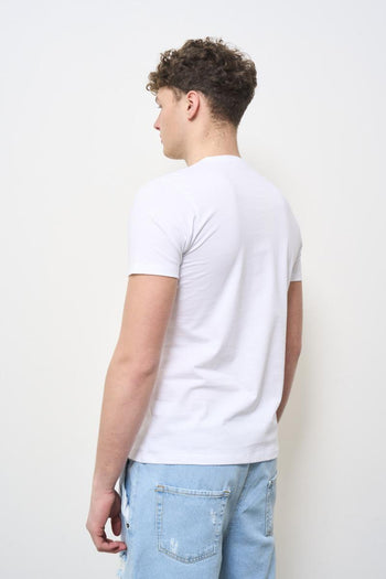 Men's white crew neck T-shirt with print - 4