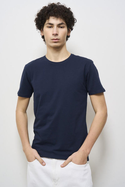 Men's blue crew neck t-shirt