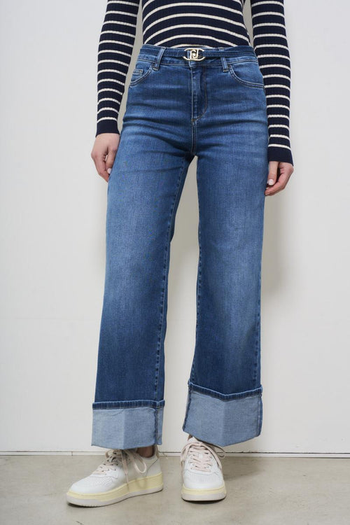 Jeans donna cropped con risvolto