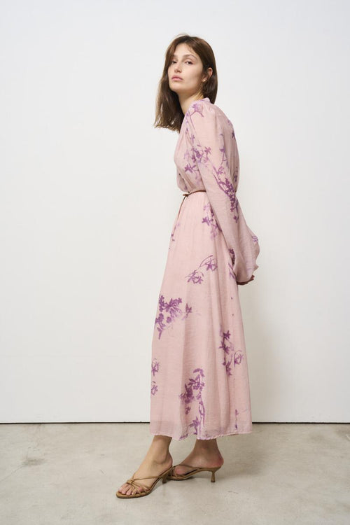 Women's pink dress with flower pattern - 2