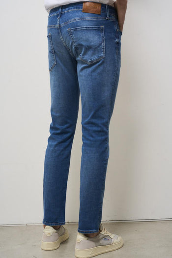 Slim fit men's jeans in medium denim - 6