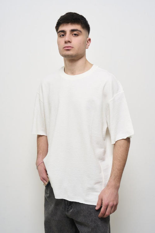 Men's white crew neck t-shirt