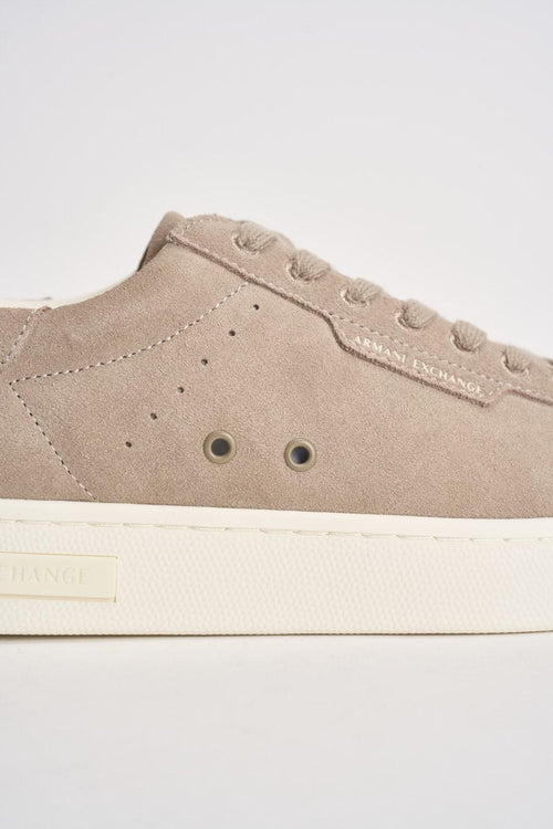 Sneakers uomo in suede beige - 2