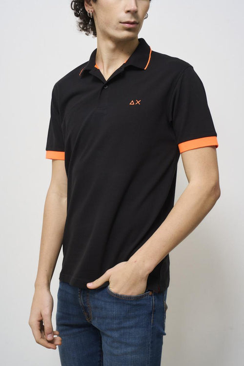 Polo uomo nera e arancione