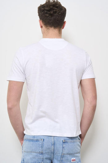T-shirt uomo bianca con bottoni - 3