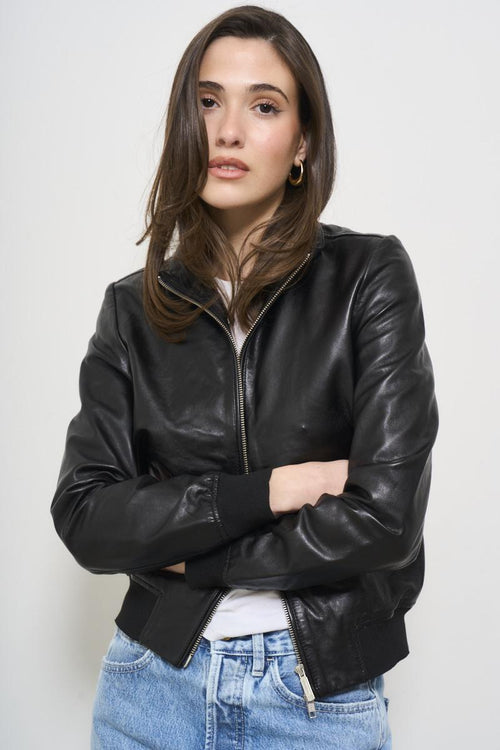 Women's black leather jacket - 2