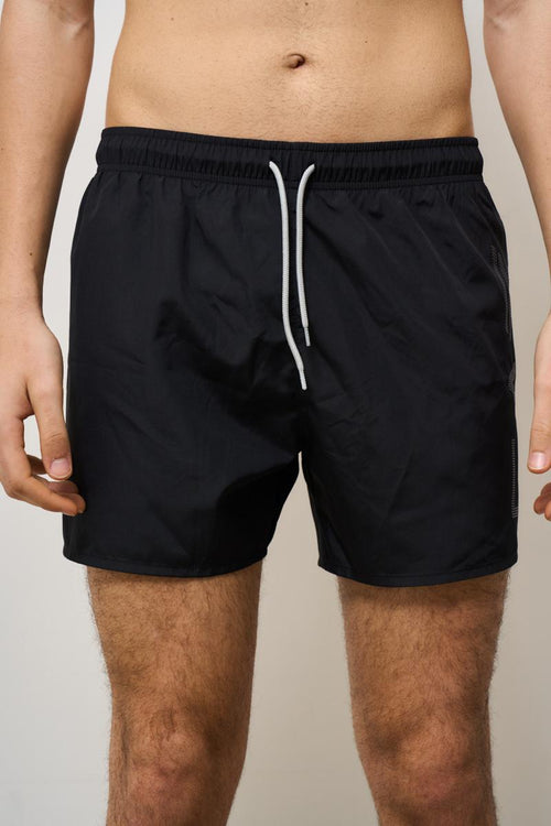 Costume uomo nero