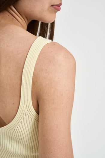 Top donna in maglia a costine giallo - 5