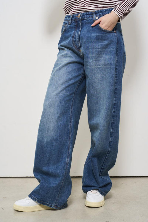 Women's straight leg jeans - 2