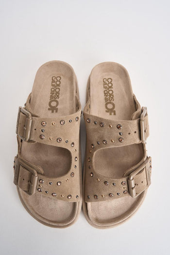 Sandalo donna in suede beige con borchie - 5