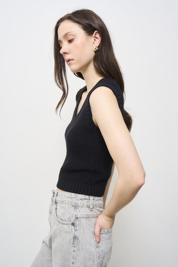 Women's black knitted vest - 3