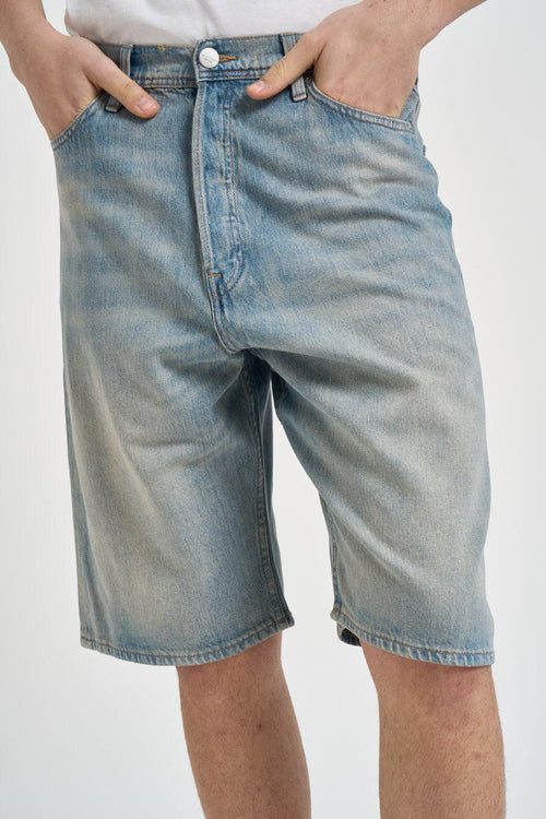 Bermuda uomo slavato in denim