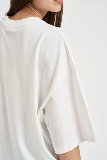 T-shirt donna bianca con fiocchetti oversize - 4