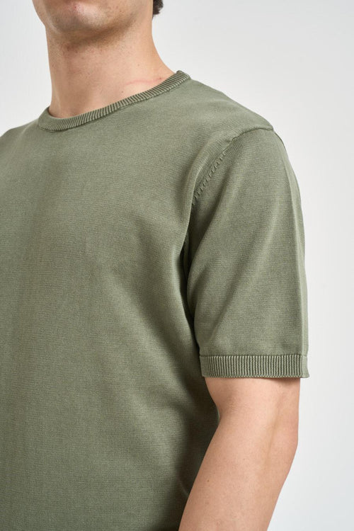 T-shirt uomo in maglia verde - 2