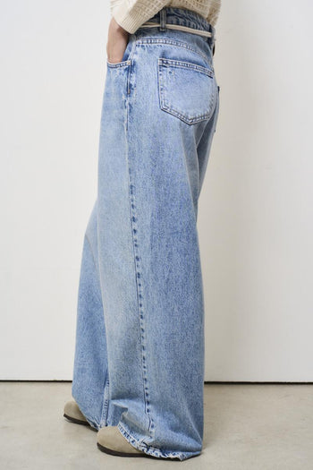 Women's oversized jeans in light denim - 3