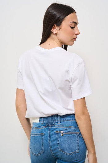 T-shirt donna girocollo bianca con strass - 4
