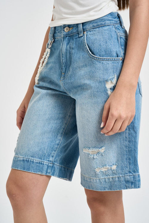Bermuda donna con strappi in denim - 2