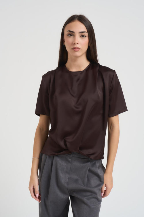T-shirt donna con dettaglio arricciato sul fondo moro - 1