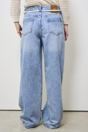Women's oversized jeans in light denim - 5