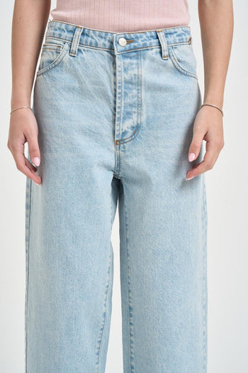 Jeans donna wide leg cropped in denim chiaro - 5