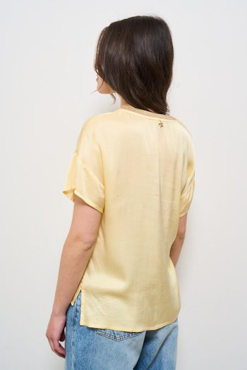 T-shirt donna satinata gialla con lurex dorato - 5