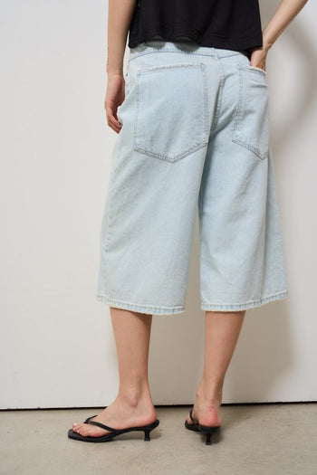 Bermuda donna in denim chiaro - 4