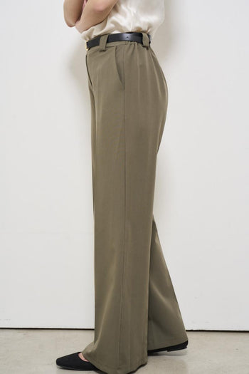Green women's trousers with belt - 3