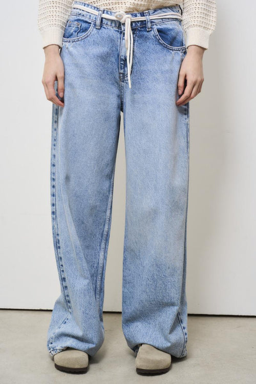 Jeans donna over in denim chiaro