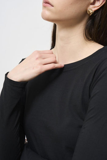 Women's black crew neck t-shirt - 4