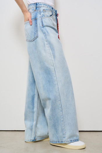 Jeans donna gamba dritta in denim chiaro - 4