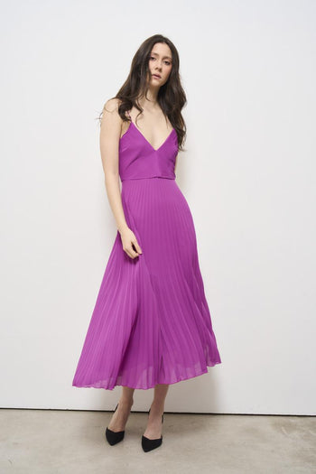 Magenta women's dress with pleated skirt - 3