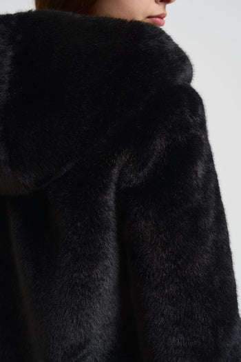 Cappotto in ecopelliccia midi nero - 5
