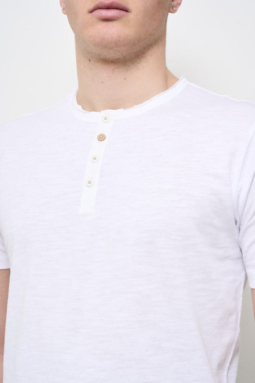 T-shirt uomo bianca con bottoni - 2