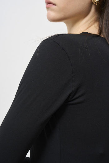 Women's black crew neck t-shirt - 6