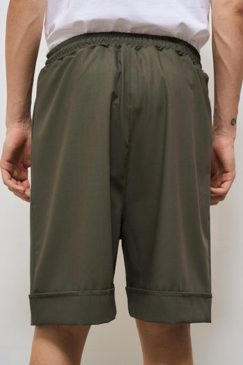 Bermuda uomo con coulisse verde - 4