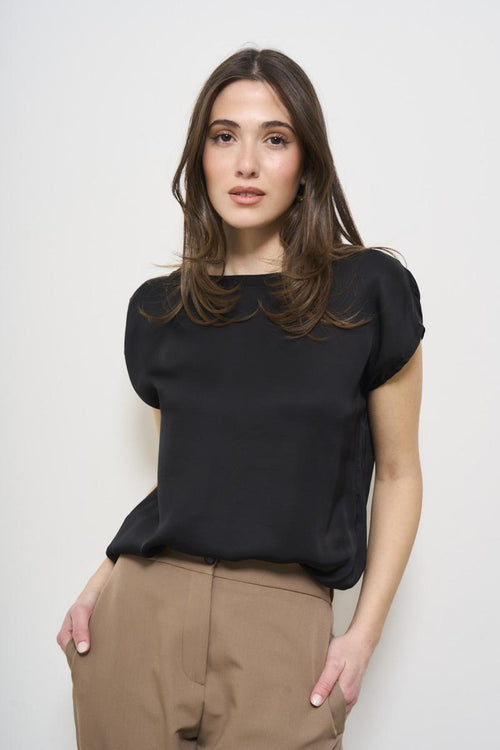 T-shirt donna girocollo satinata nera