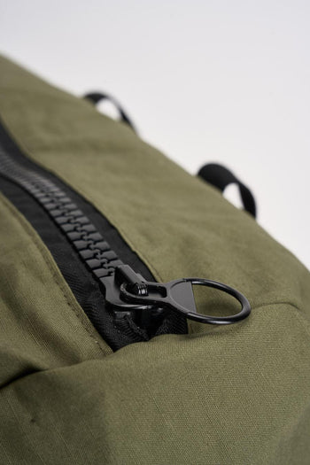 Borsone uomo con patch verde - 4