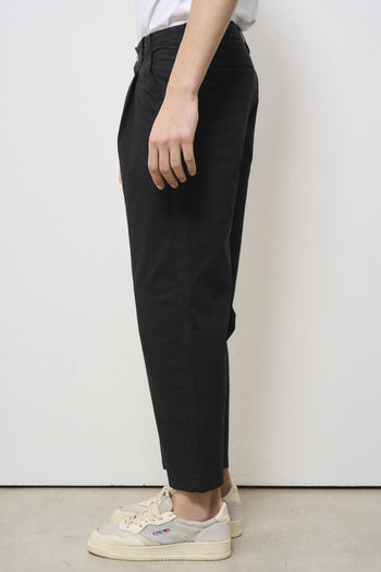 Men's trousers with black pleats - 3