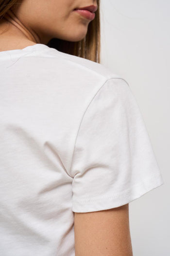 T-shirt donna girocollo bianca con scritta - 4