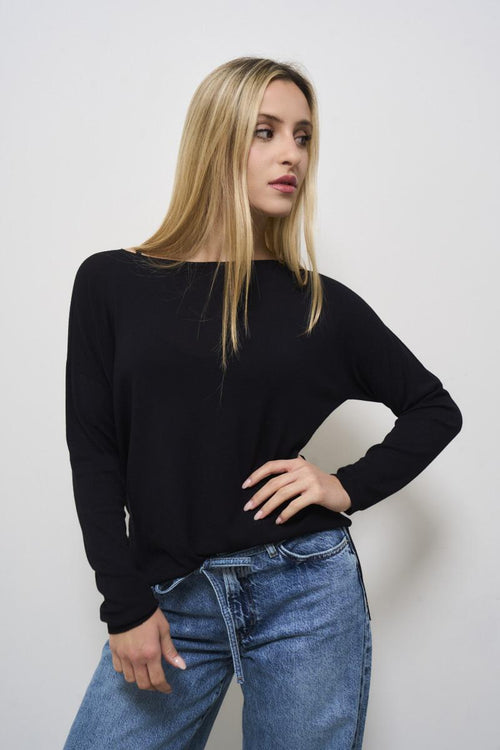 Women's black crew neck sweater - 2