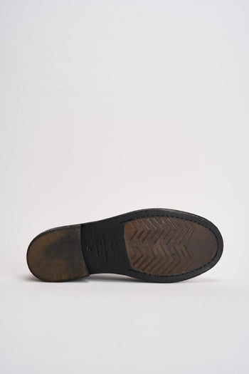 Stringata uomo nera in pelle liscia - 8